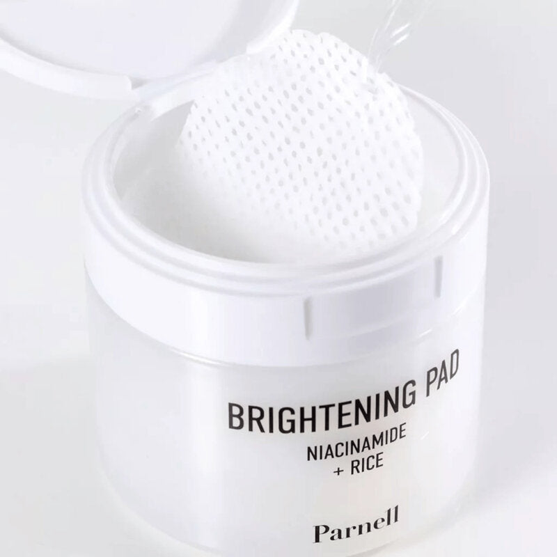 Parnell Niacinamide Rice Brightening Pads (80 Pads) are toners that help to even out skin tone, brighten the complexion, and give it a radiant glow.